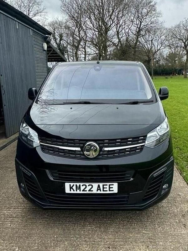 Used Vauxhall Vivaro Elite 150 HP (110 kW) 2022 Black MPV