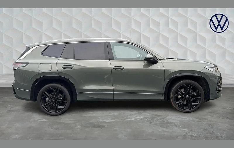 Used VW Tayron R-line 147 HP (108 kW) 2025 Green SUV