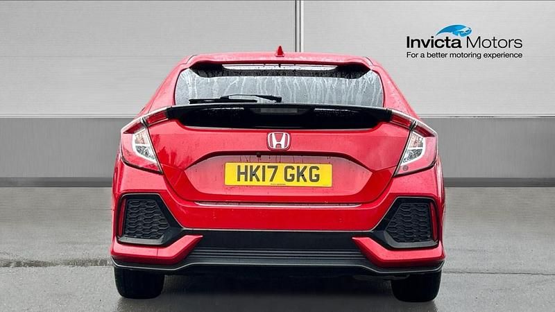 Used Honda Civic EX 129 HP (94 kW) 2017 Red Hatchback