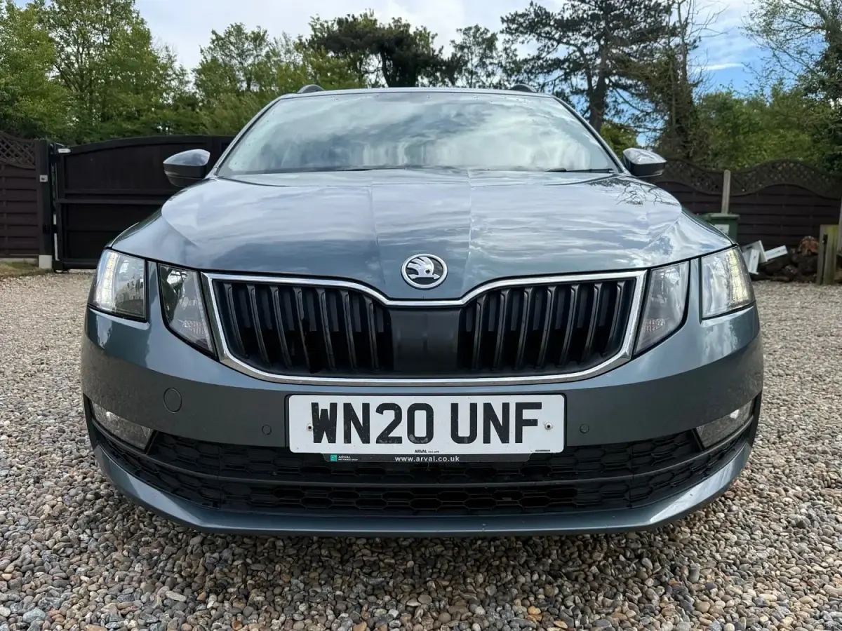 Second-hand Skoda Octavia SE Technology 115 CP (84 kW) 2020 Gri Break