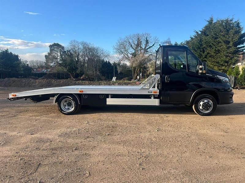 Used Iveco Daily 177 HP (130 kW) 2023 Black Pickup
