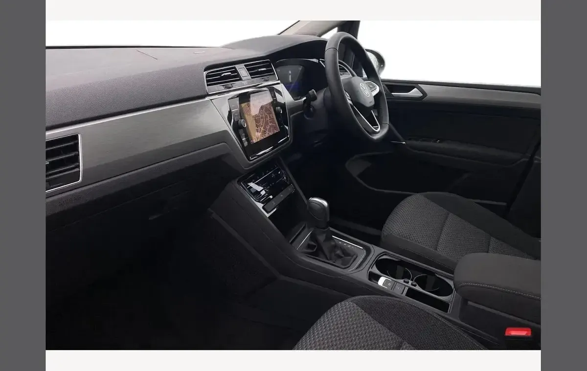 Used VW Touran Match 150 HP (110 kW) 2025 Black MPV