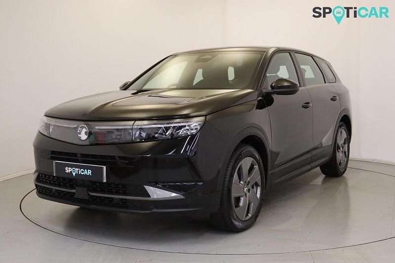 Used Vauxhall Grandland X Design Edition 134 HP (98 kW) 2025 Black SUV