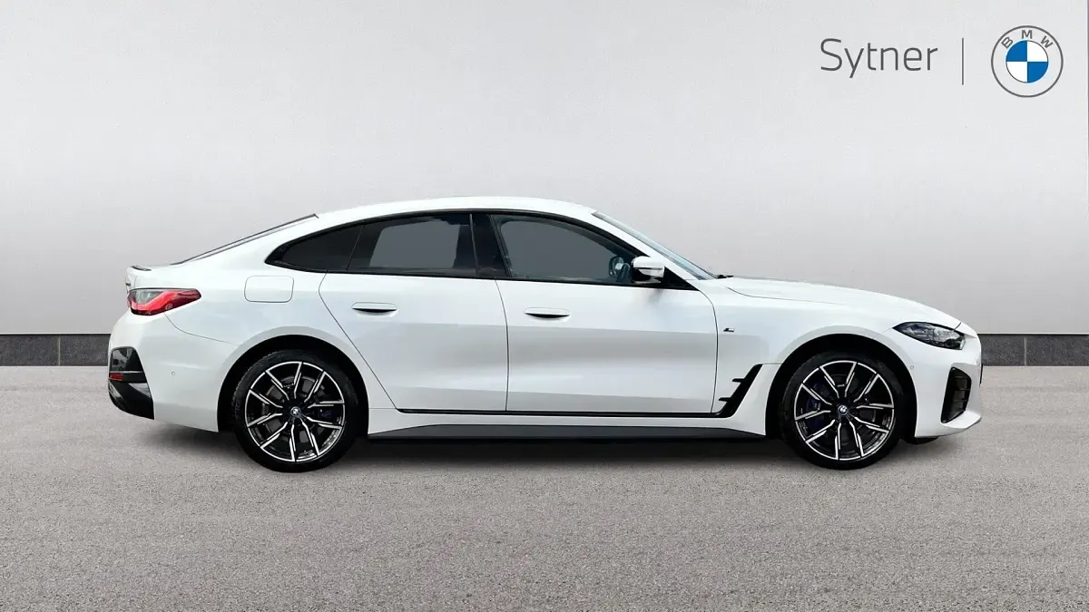 Used BMW i4 M Sport 246 kW (335 HP) 2023 White Sedan