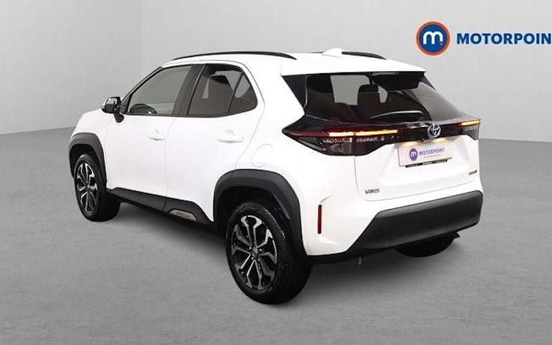 Used Toyota Yaris Hybrid Design 116 HP (85 kW) 2025 Estate