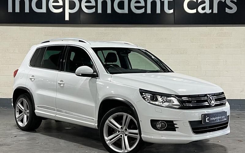White Used 2014 VW Tiguan R-line SUV | £8,970 (Fair price) - Image 1/4