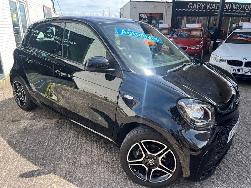Used Smart ForFour Electric Drive Premium 60 kW (82 HP) 2020 Hatchback