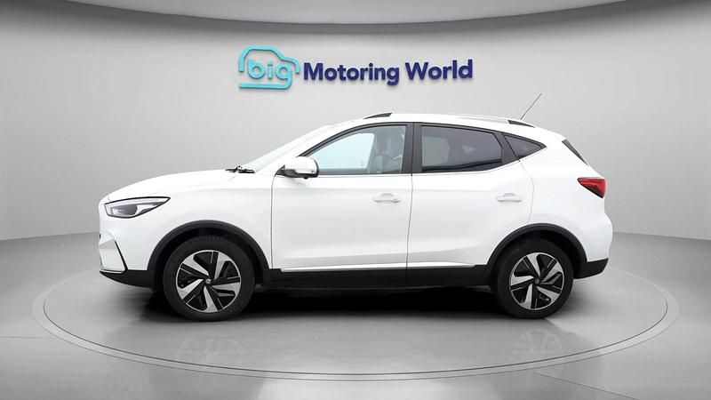 Used MG ZS Trophy Connect 127 kW (174 HP) 2024 White SUV