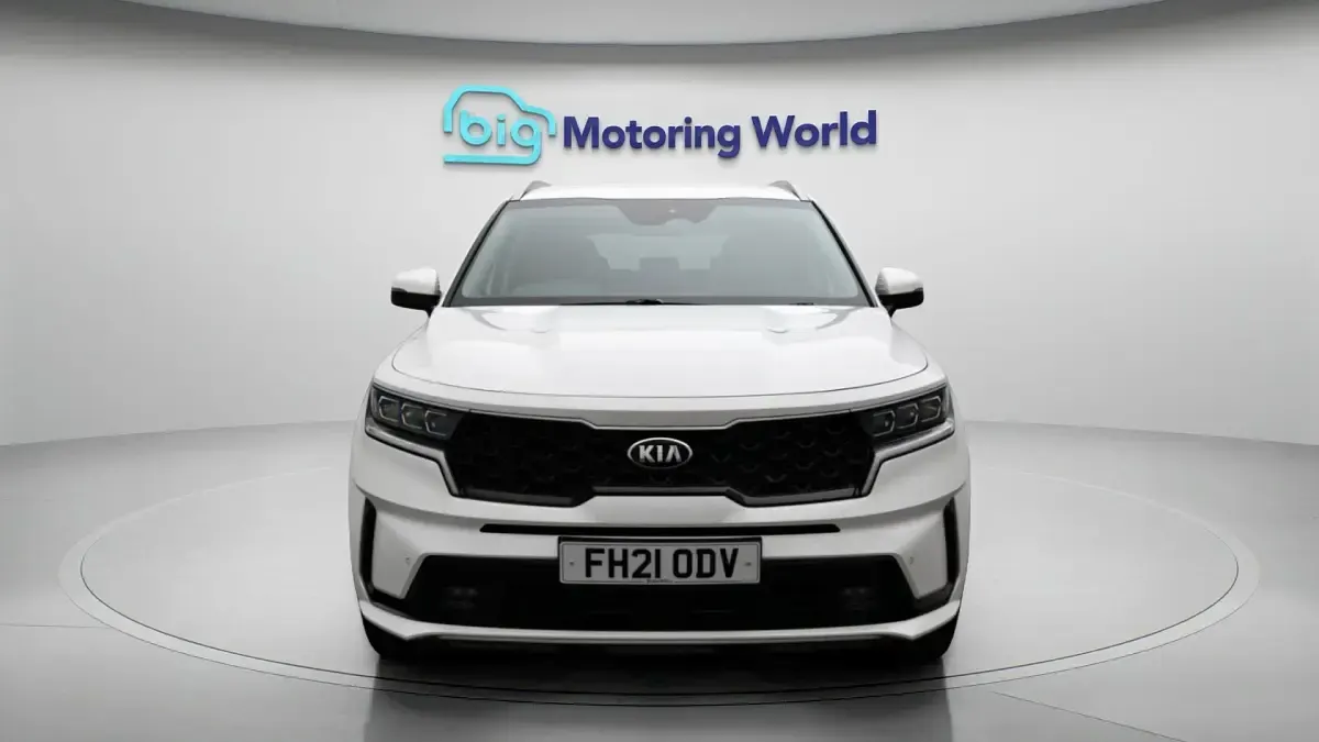 Used Kia Sorento 261 HP (191 kW) 2021 White SUV