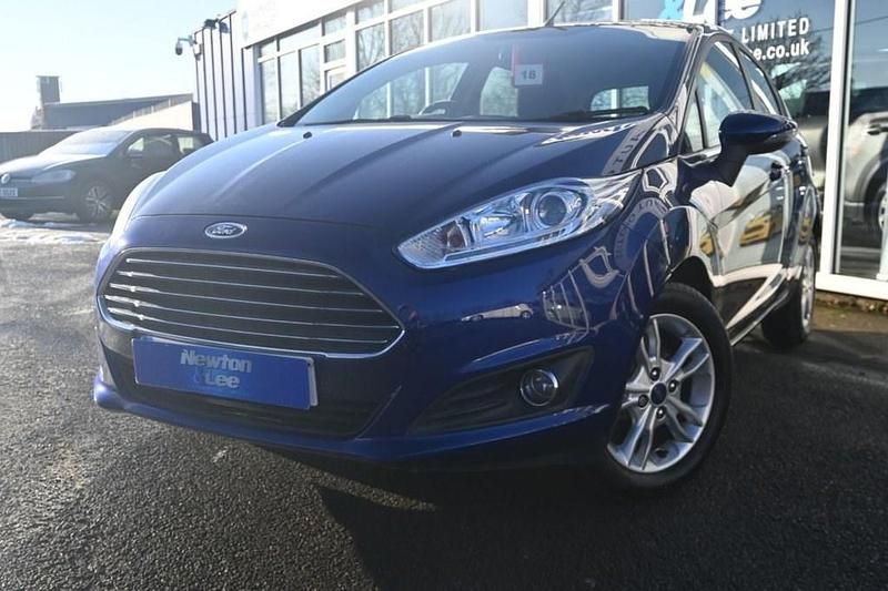 Used Ford Fiesta Zetec 100 HP (73 kW) 2017 Blue Hatchback