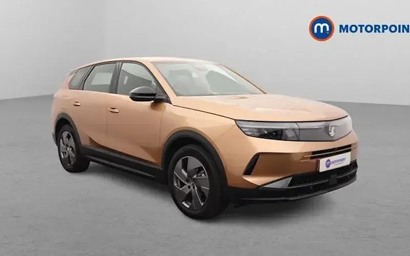 Used Vauxhall Grandland X Design Edition 136 HP (100 kW) 2025 SUV