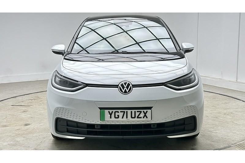 Used VW ID.3 Pro 169 kW (231 HP) 2021 Glacier white Hatchback