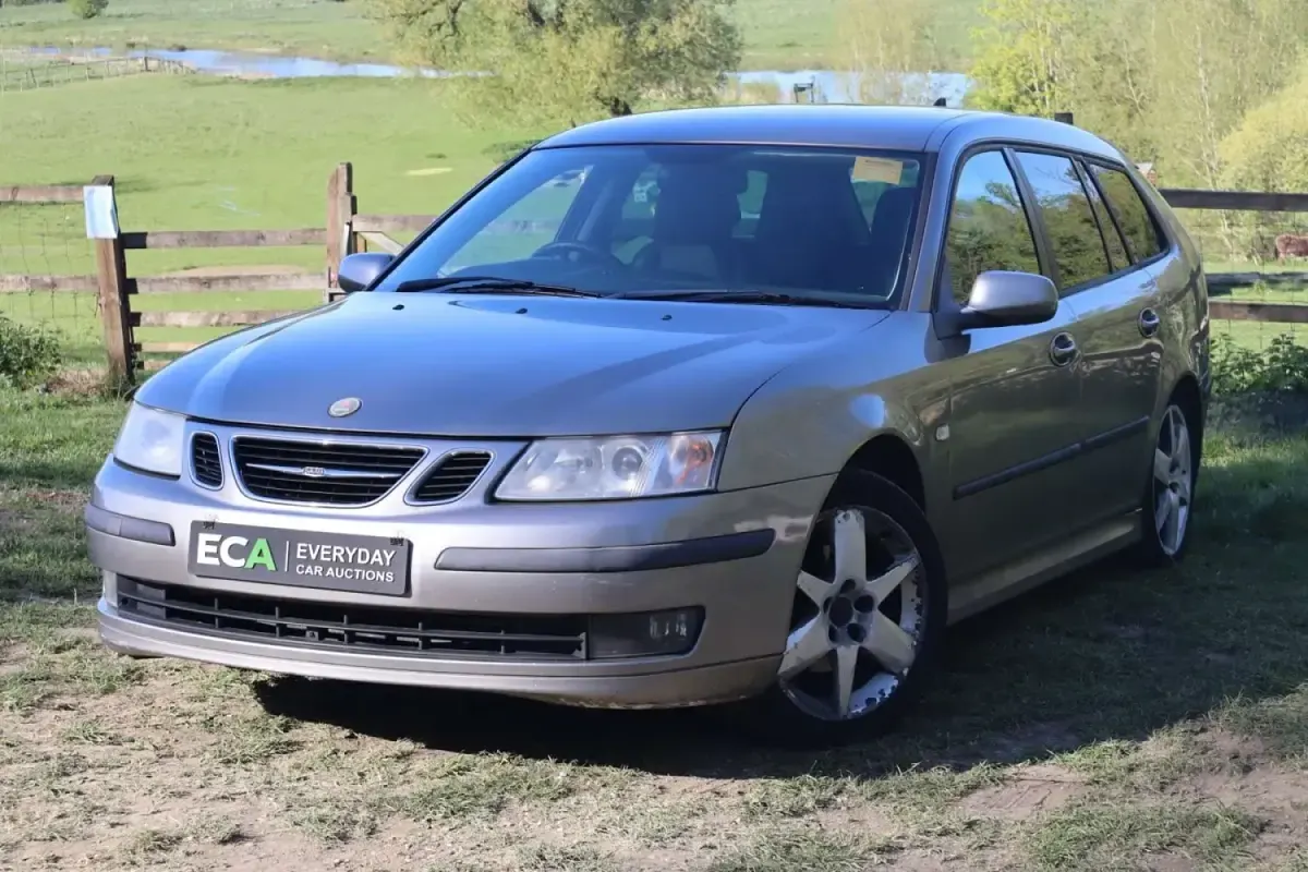 Używany Saab 9-3 Vector 175 KM (128 kW) 2005 Szary Kombi