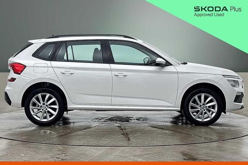Used Skoda Kamiq SE 85 HP (62 kW) 2025 Candy white SUV