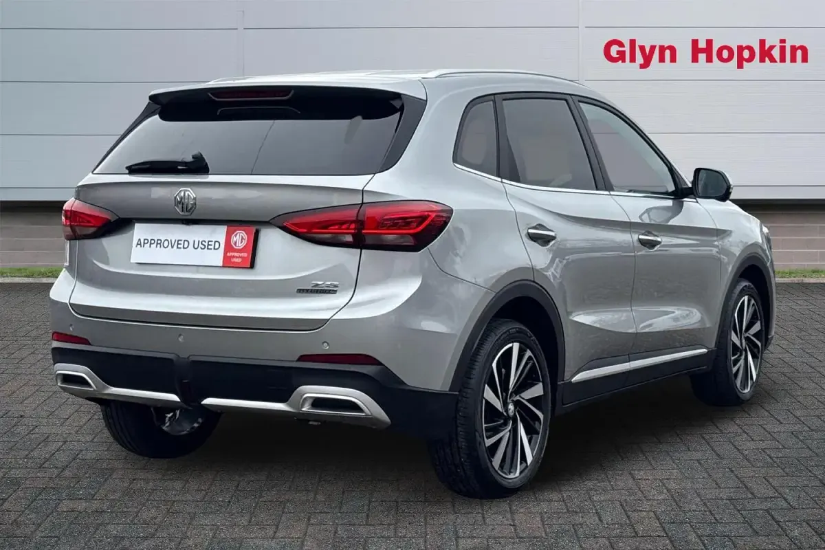 New MG ZS Trophy 2025 Silver Hatchback