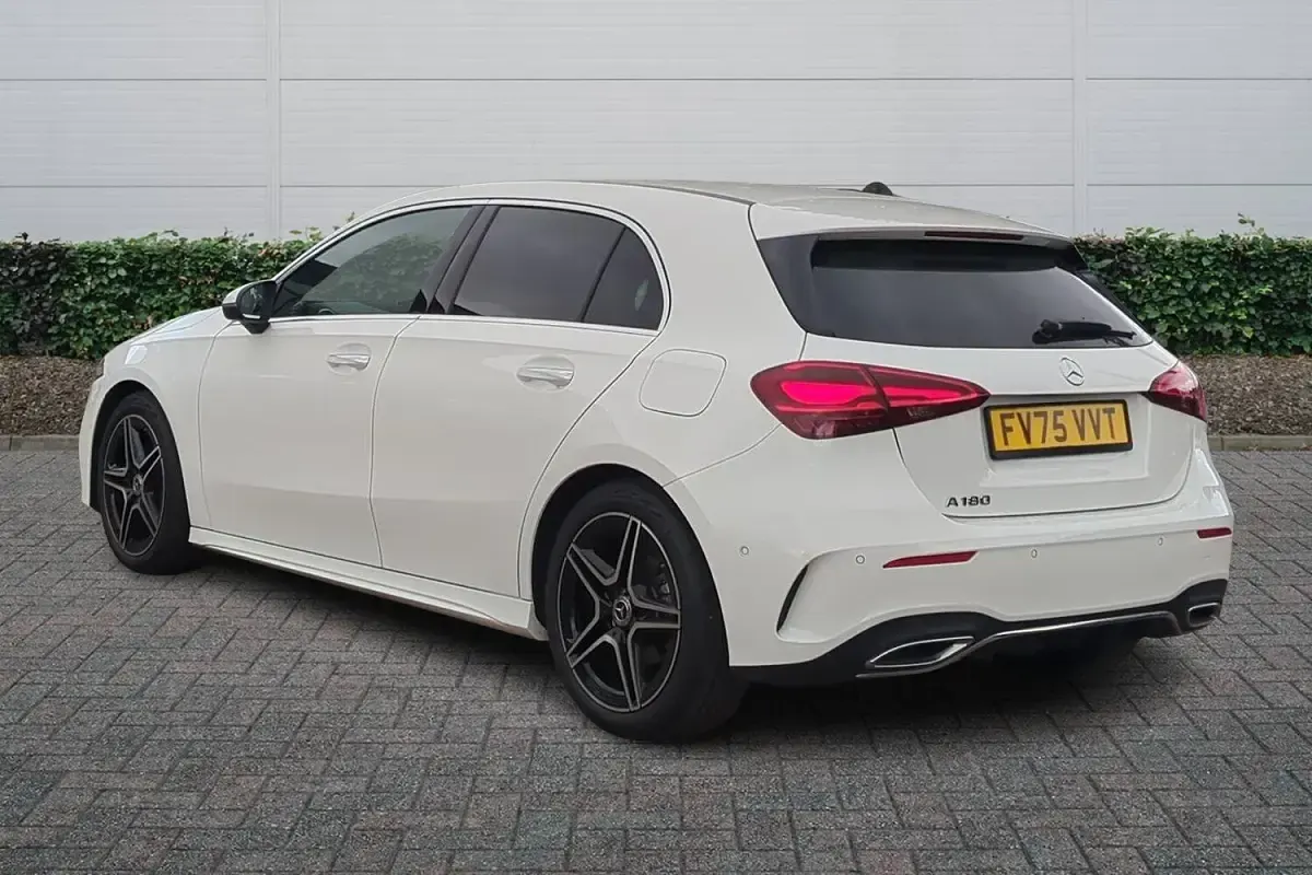 Used Mercedes A180 Executive 136 HP (100 kW) 2026 White Hatchback