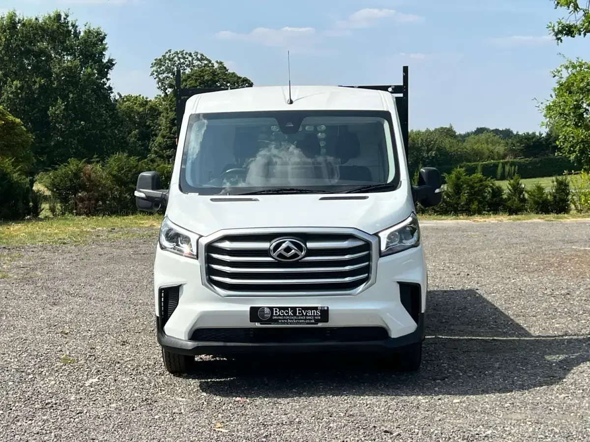 Used Maxus V90 150 HP (110 kW) 2022 White Van