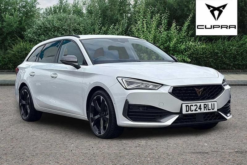Used Cupra Leon 150 HP (110 kW) 2023 Glacial white Estate