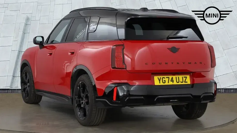Used Mini Countryman 215 HP (158 kW) 2024 Red SUV