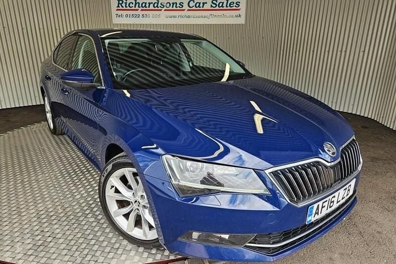 Blue Used 2016 Skoda Superb SE L Executive Hatchback | £6,700 (Fair price) - Image 1/1