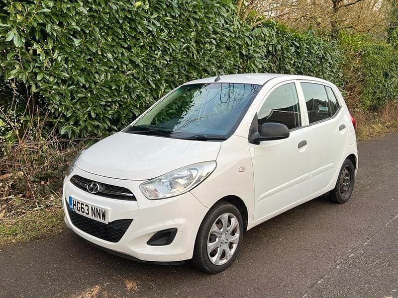 Used Hyundai i10 Classic 2014 White Hatchback