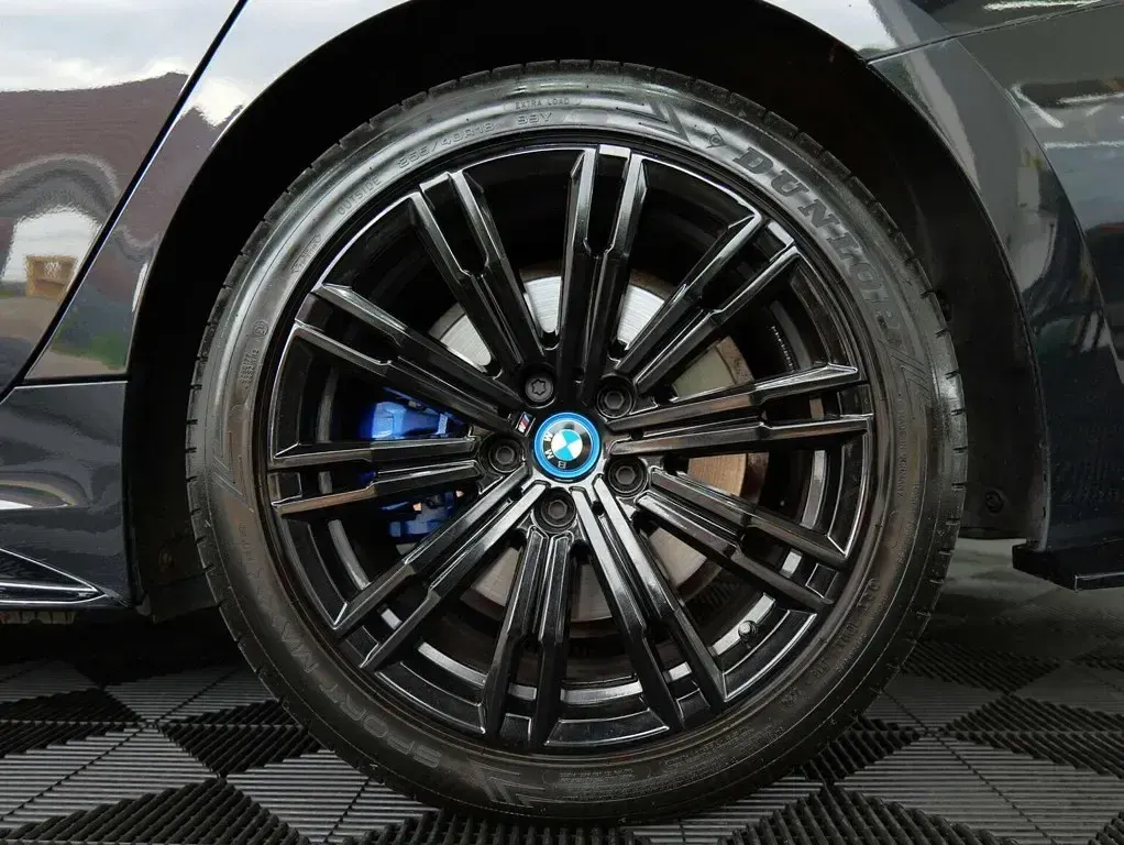 Used BMW 330e M Sport 292 HP (214 kW) 2022 Black Estate