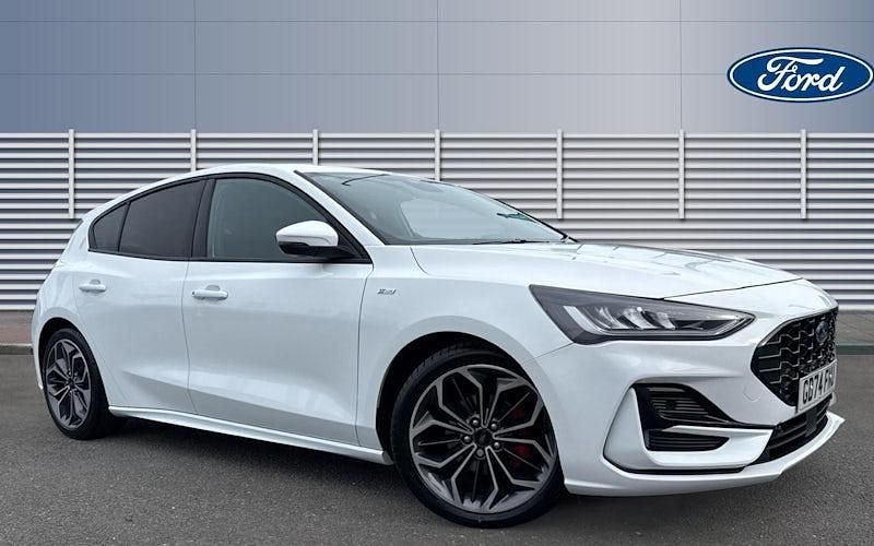 Used Ford Focus ST-Line X 125 HP (91 kW) 2024 White Hatchback