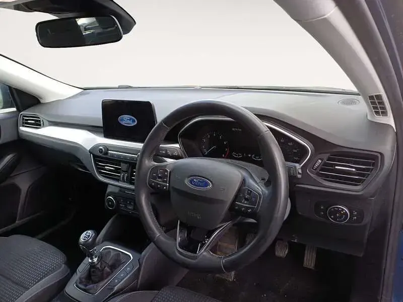 Used Ford Focus Zetec 125 HP (91 kW) 2021 Blue Estate