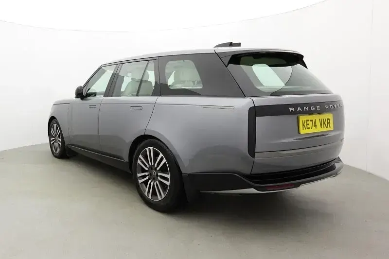 Used Land Rover Range Rover SE 345 HP (253 kW) 2024 Grey SUV