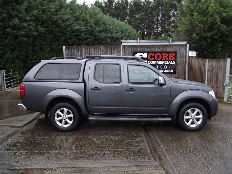 Used Nissan Navara Tekna 2012 Grey Pickup