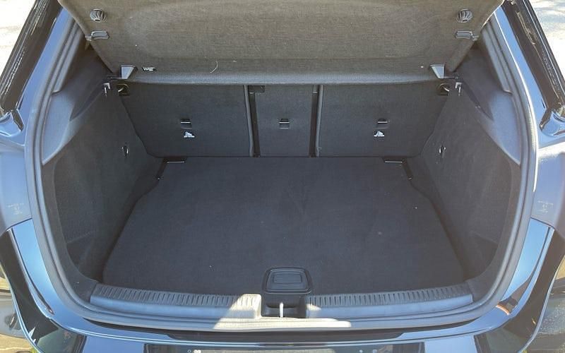 Used Mercedes A180 AMG Line Premium 136 HP (100 kW) 2026 Hatchback