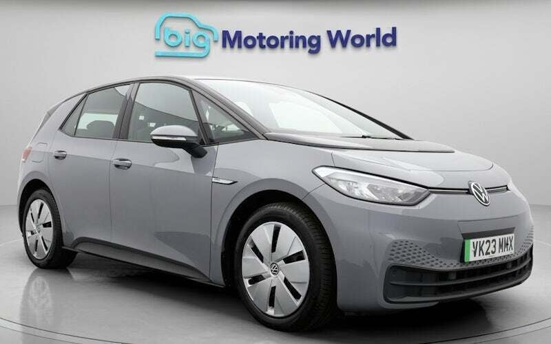 Used 2022 VW ID.3 Pro Hatchback | £14,300 (Good price) - Image 1/4
