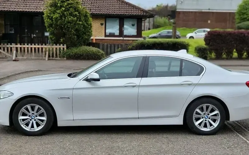 Used BMW 520 Comfort Edition 184 HP (135 kW) 2013 White Sedan