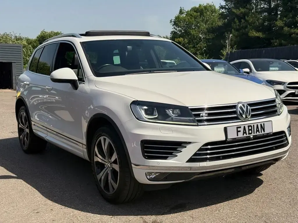 Used VW Touareg R-line 262 HP (192 kW) 2015 White SUV