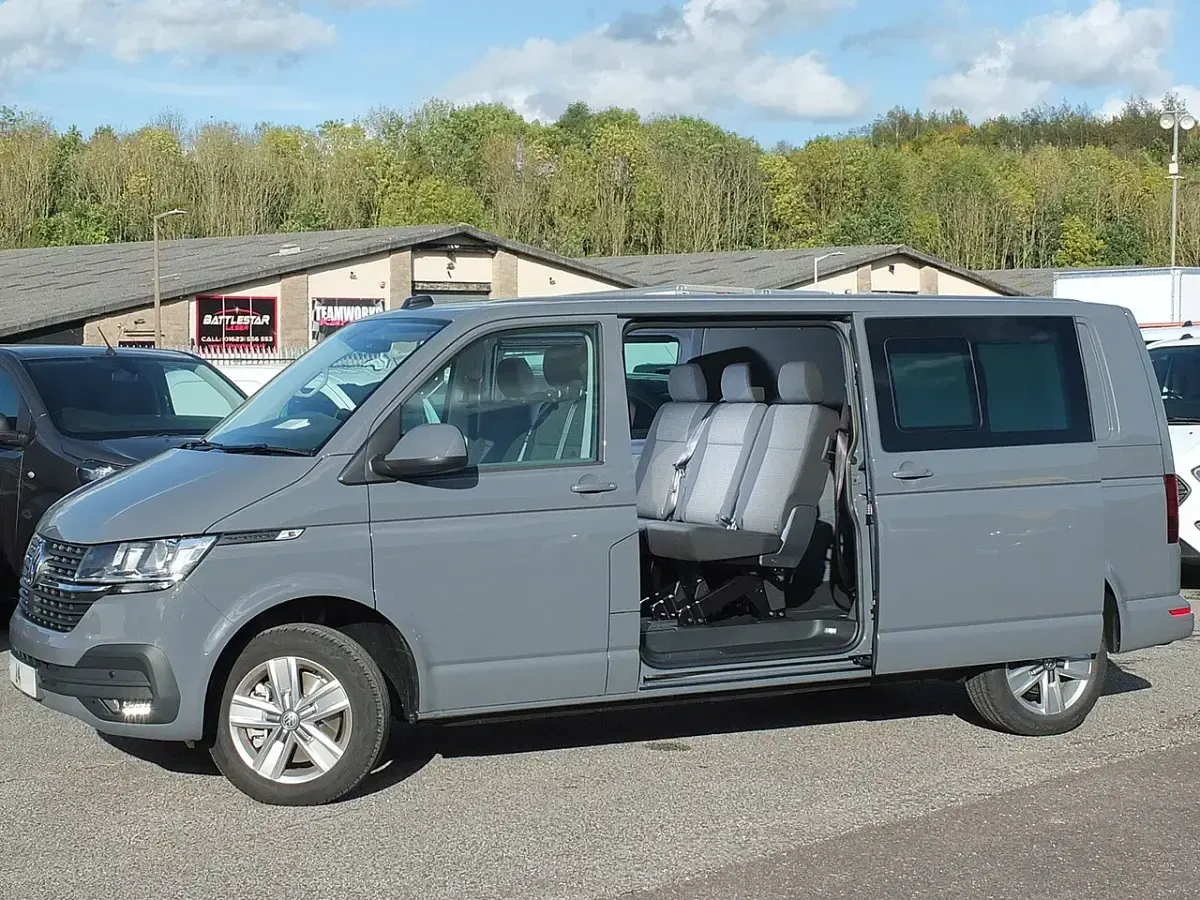 Used VW T7 Highline 150 HP (110 kW) 2024 Grey Van