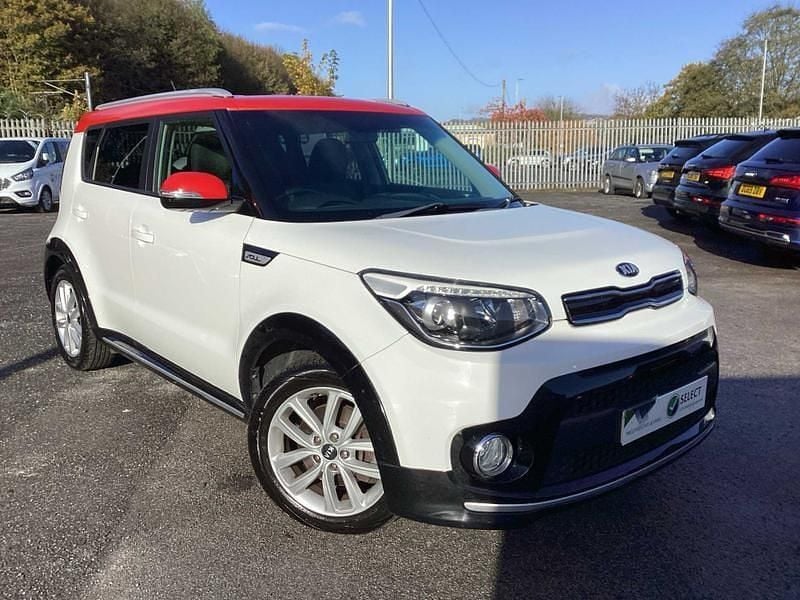 White Used 2017 Kia Soul SUV | £8,884 (Fair price) - Image 1/4