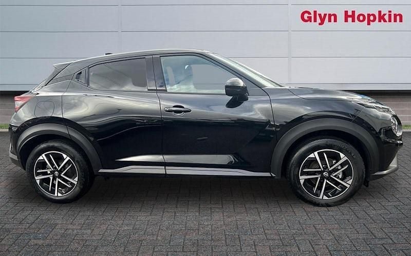 Used Nissan Juke N-Connecta 143 HP (105 kW) 2026 SUV