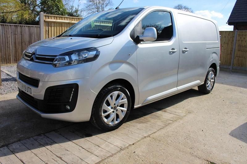 Used Citroën Dispatch 2019 Silver MPV