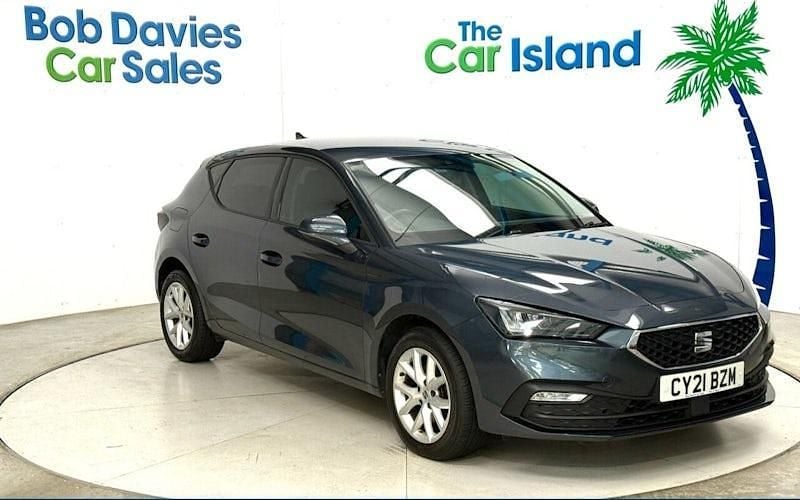 Used 2023 Seat Leon SE Hatchback | £11,800 (Good price) - Image 1/4