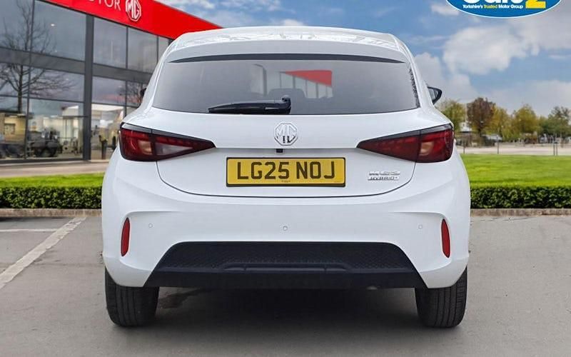 Used MG MG3 Trophy 194 HP (142 kW) 2025 White Hatchback