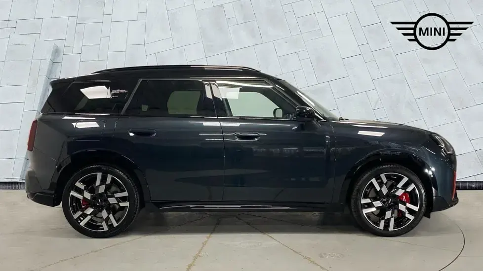 Usado Mini John Cooper Works Countryman 296 CV (217 kW) 2024 Gris SUV