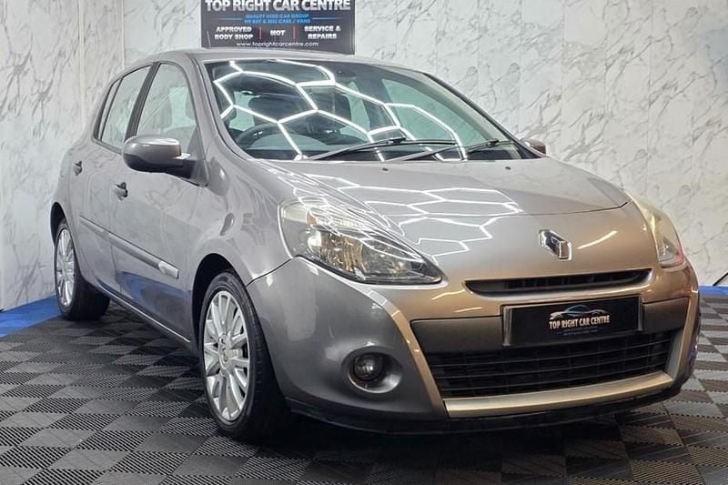 Used Renault Clio II Dynamique 2009 Grey Hatchback