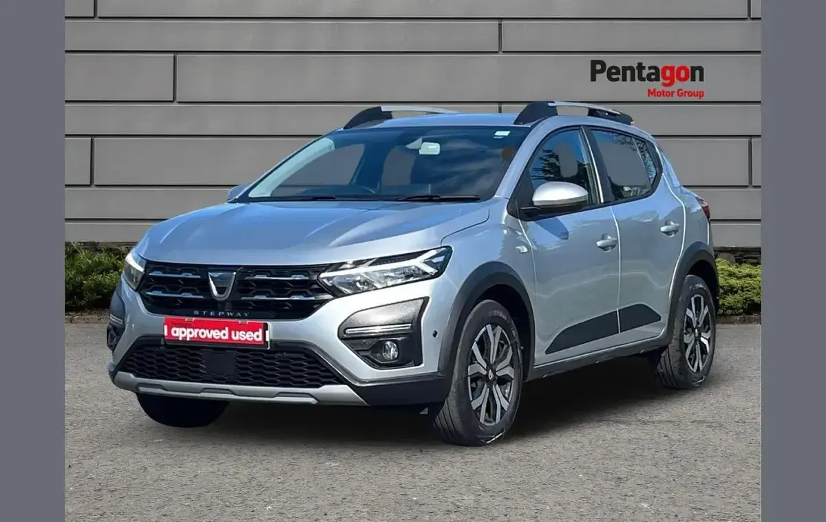 Used Dacia Sandero Prestige 99 HP (72 kW) 2022 Grey SUV