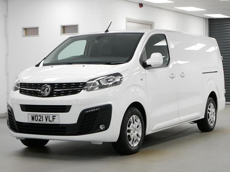 White Used 2021 Vauxhall Vivaro Sportive MPV | £14,989 (Fair price) - Image 1/4