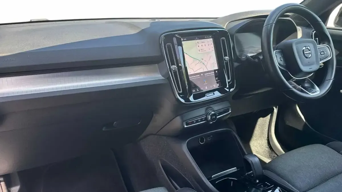 Used Volvo XC40 Plus 161 HP (118 kW) 2023 Other SUV