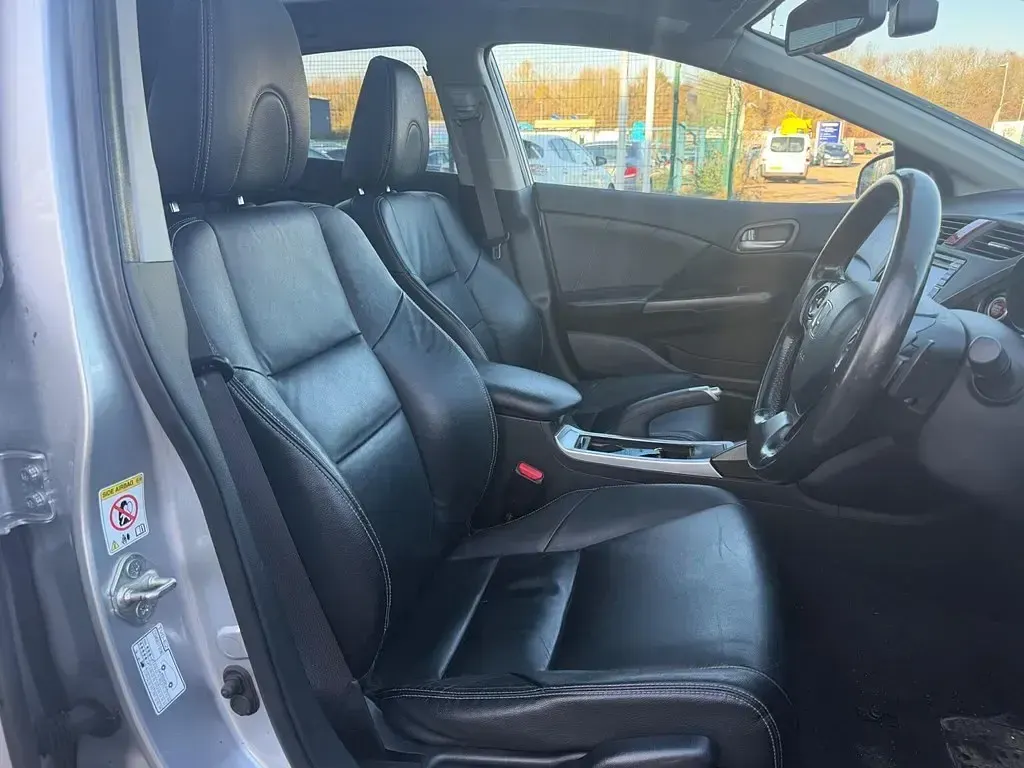 Used Honda Civic EX 2013 Silver Hatchback