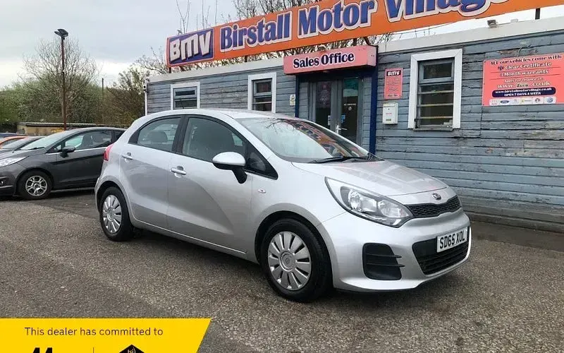 Begagnad Kia Rio 86 HK (63 kW) 2016 Halvkombi