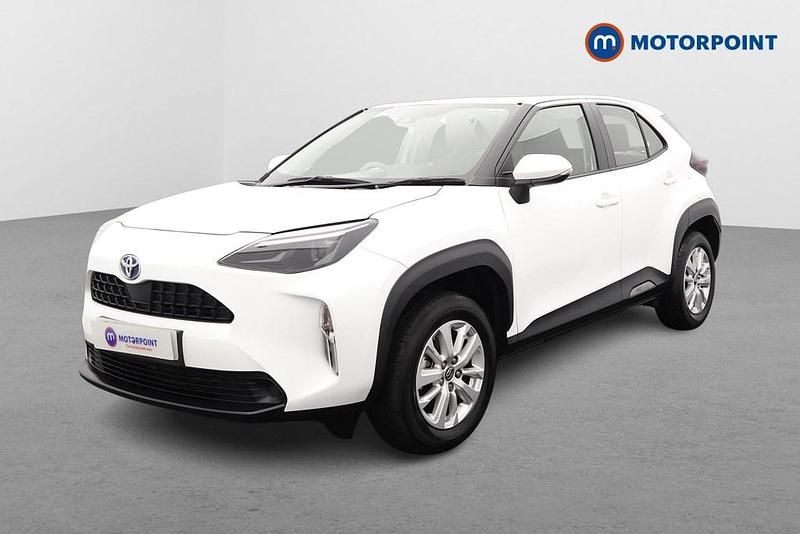 Used Toyota Yaris Hybrid 2023 White Hatchback