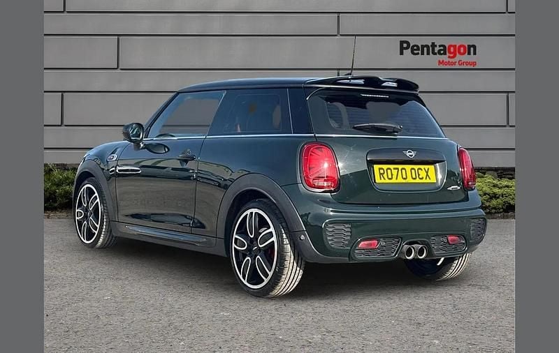 Used Mini John Cooper Works 228 HP (167 kW) 2020 Green Hatchback