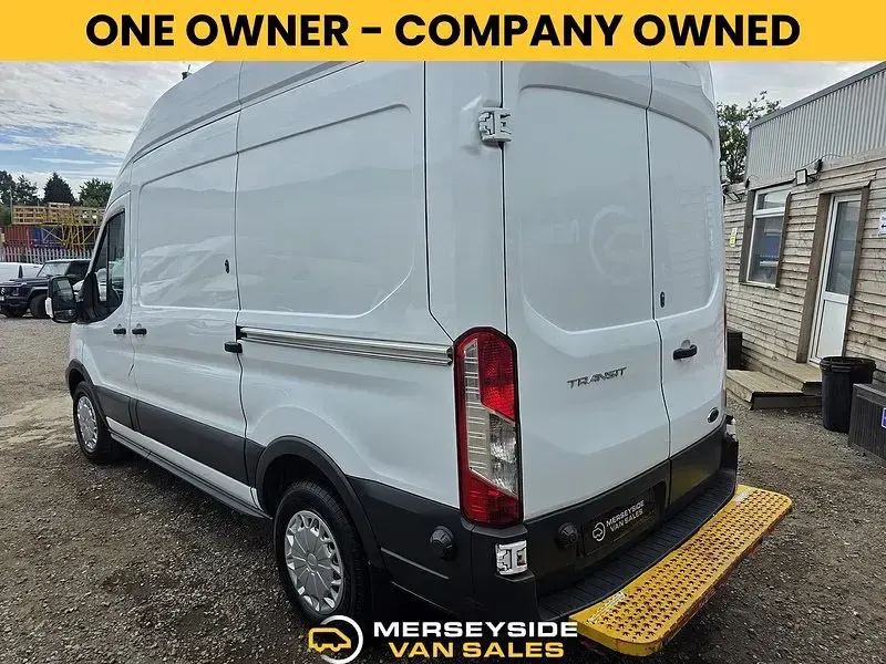 Used Ford Transit 130 HP (95 kW) 2019 White Van